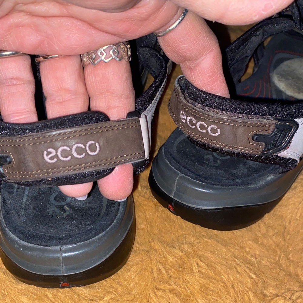 Ecco Black And Brown Sandals View 4